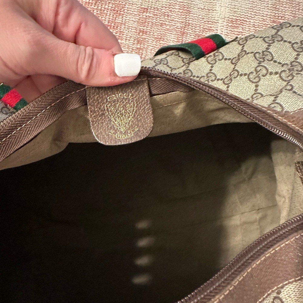 Vintage Gucci Duffle Bag - Picture 3 of 7